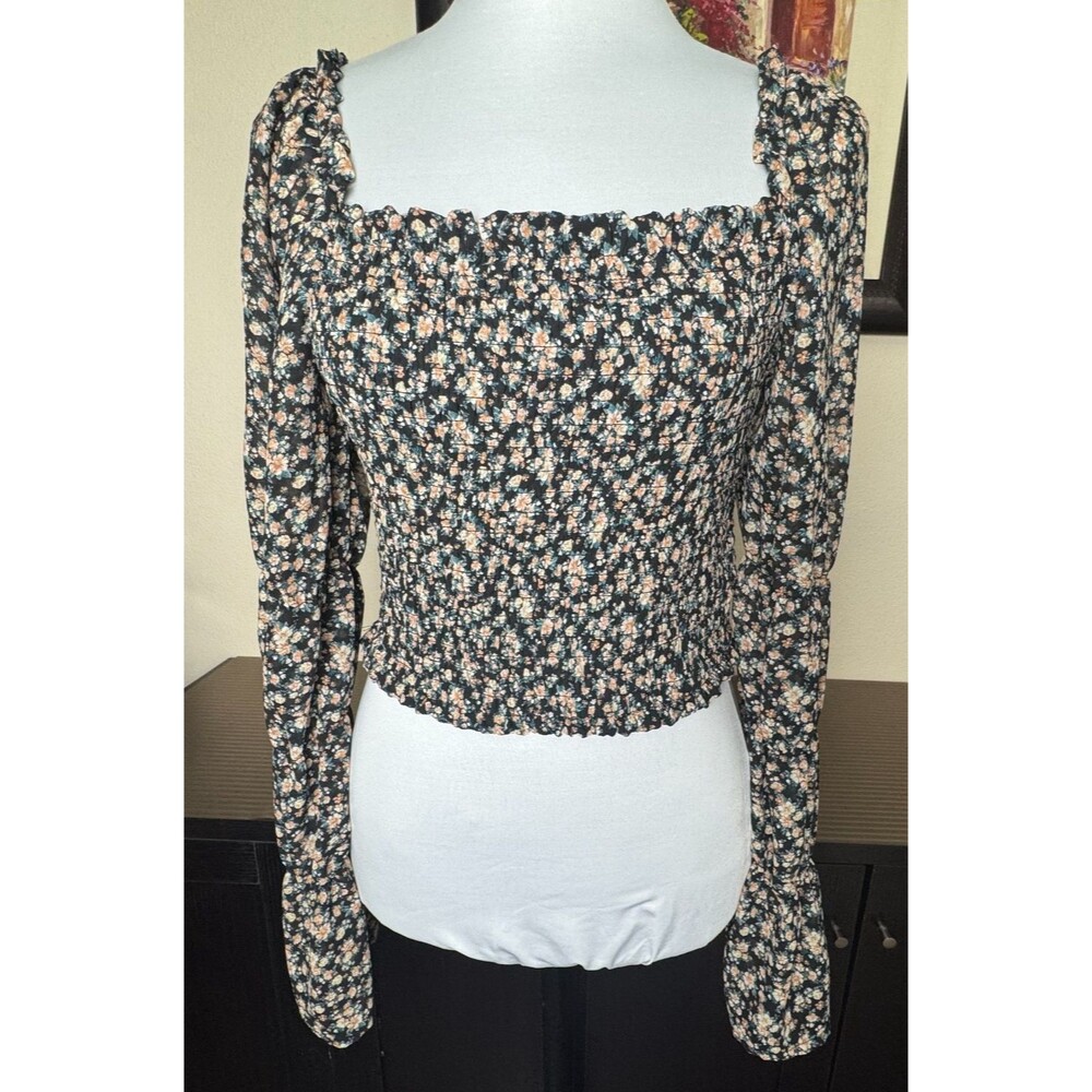 Wild Fable Top Sz M Cropped Black Floral Square Neck Long Sheer Sleeve Lined